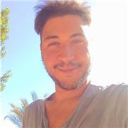 I am someone who like to share, contribute, kindly and honored to leave somebody with something good, staying with them forever.